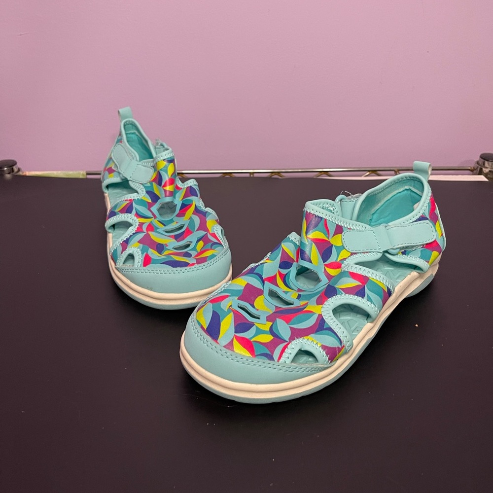 Youth Size 3M Land’s End Water Shoes Blue